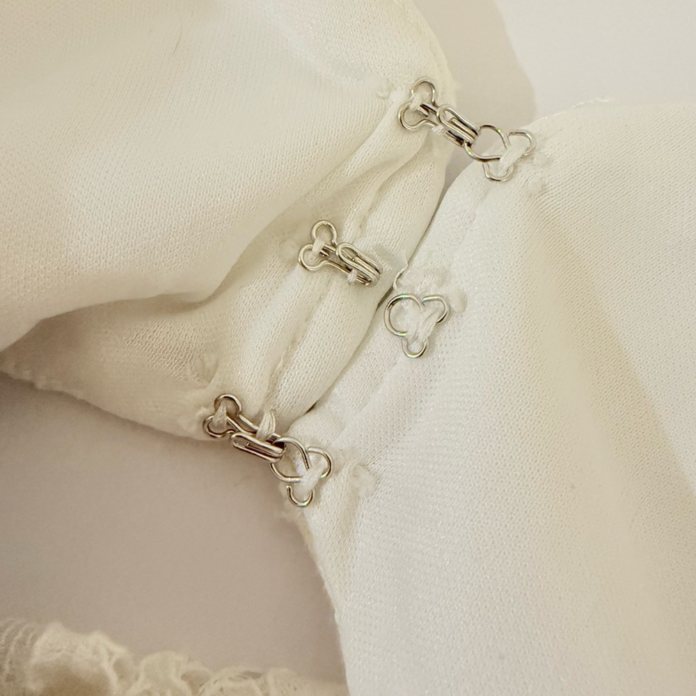 Fashion nova wedding dress - Picture 9 of 12